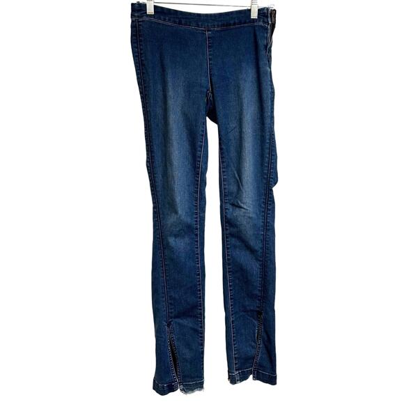 Free People Pull On Vent Jean Zipper Side Boho Tween Hippie Frayed Hem size 24 - Picture 1 of 5